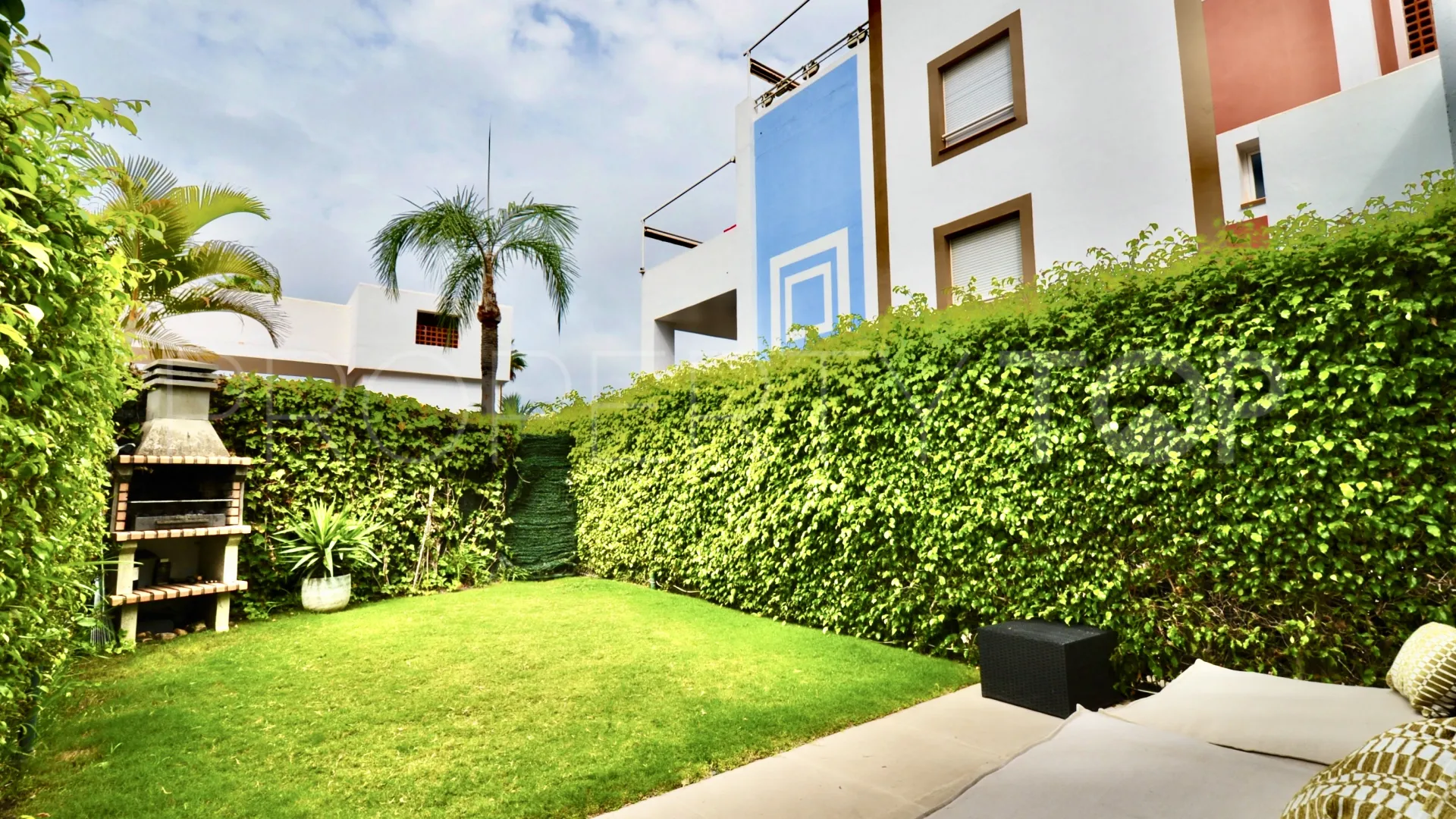 Ground floor apartment in Cortijo del Mar for sale