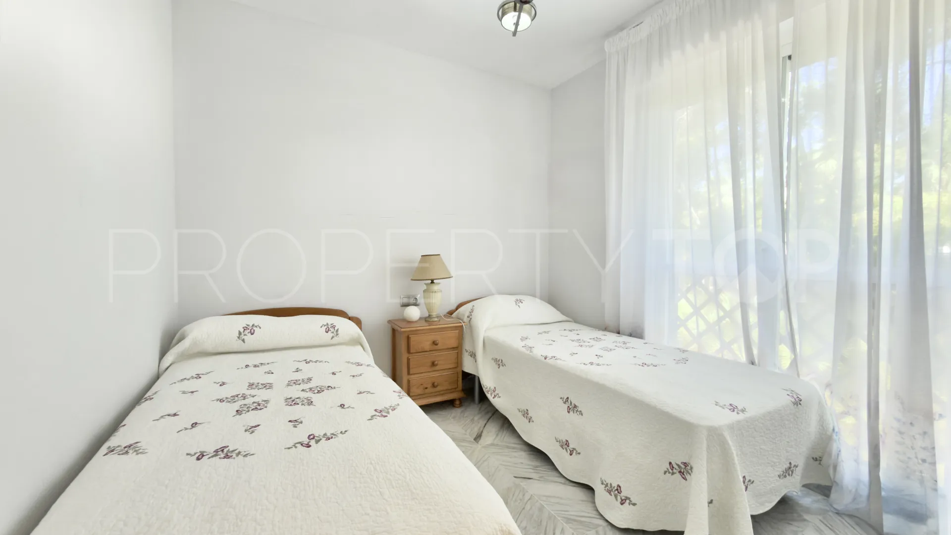 Se vende apartamento en Lorcrimar con 2 dormitorios