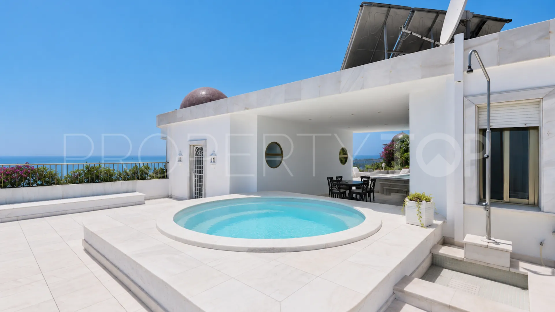 For sale 6 bedrooms duplex penthouse in Marbella - Puerto Banus
