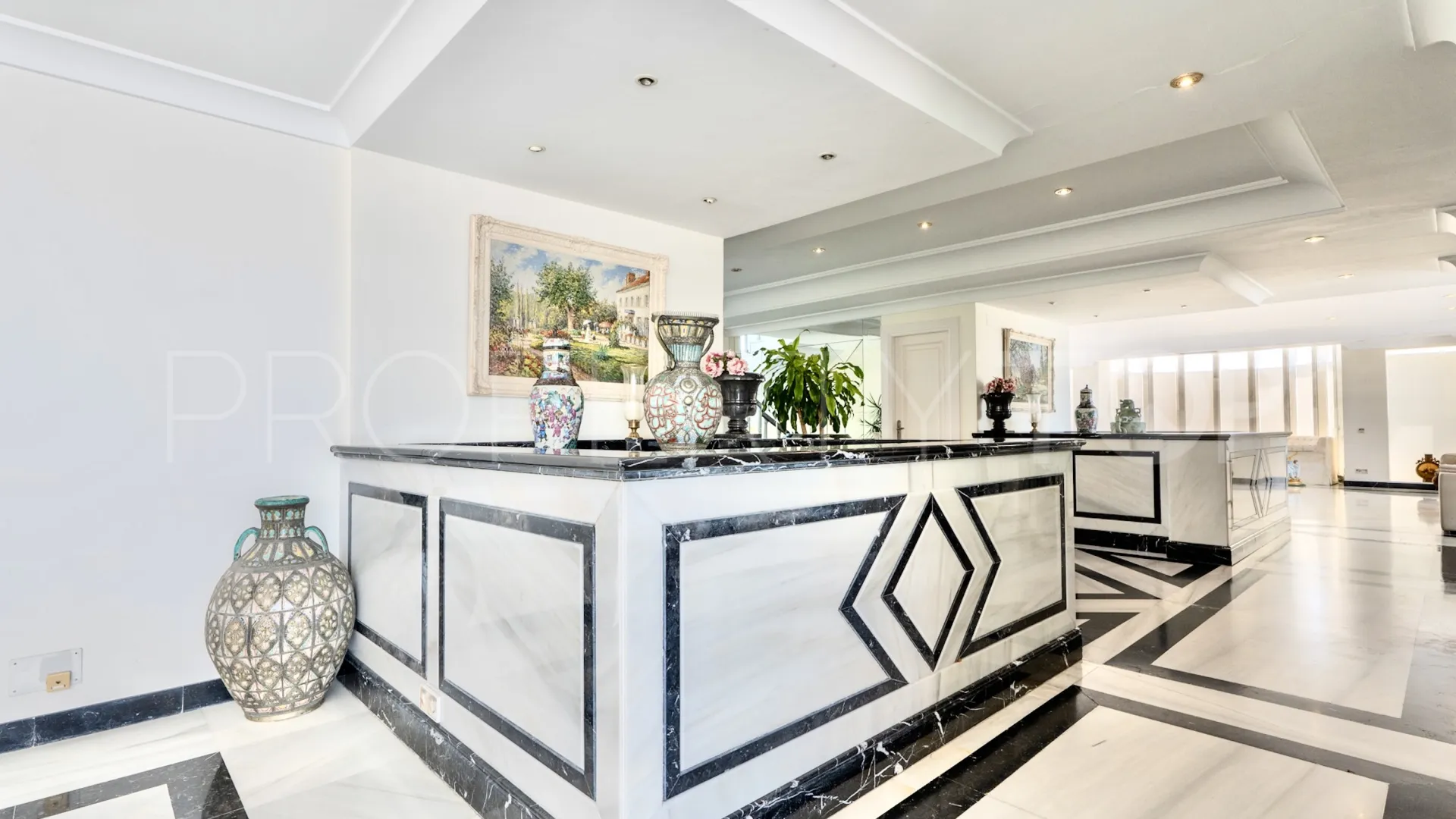 For sale 6 bedrooms duplex penthouse in Marbella - Puerto Banus