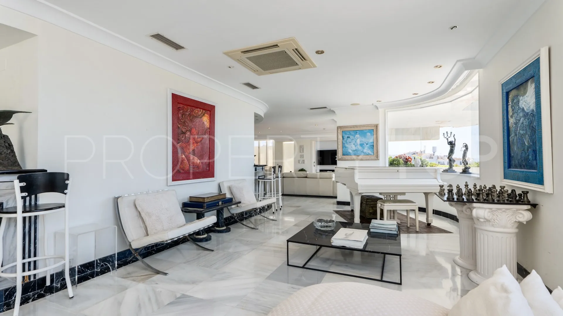 For sale 6 bedrooms duplex penthouse in Marbella - Puerto Banus