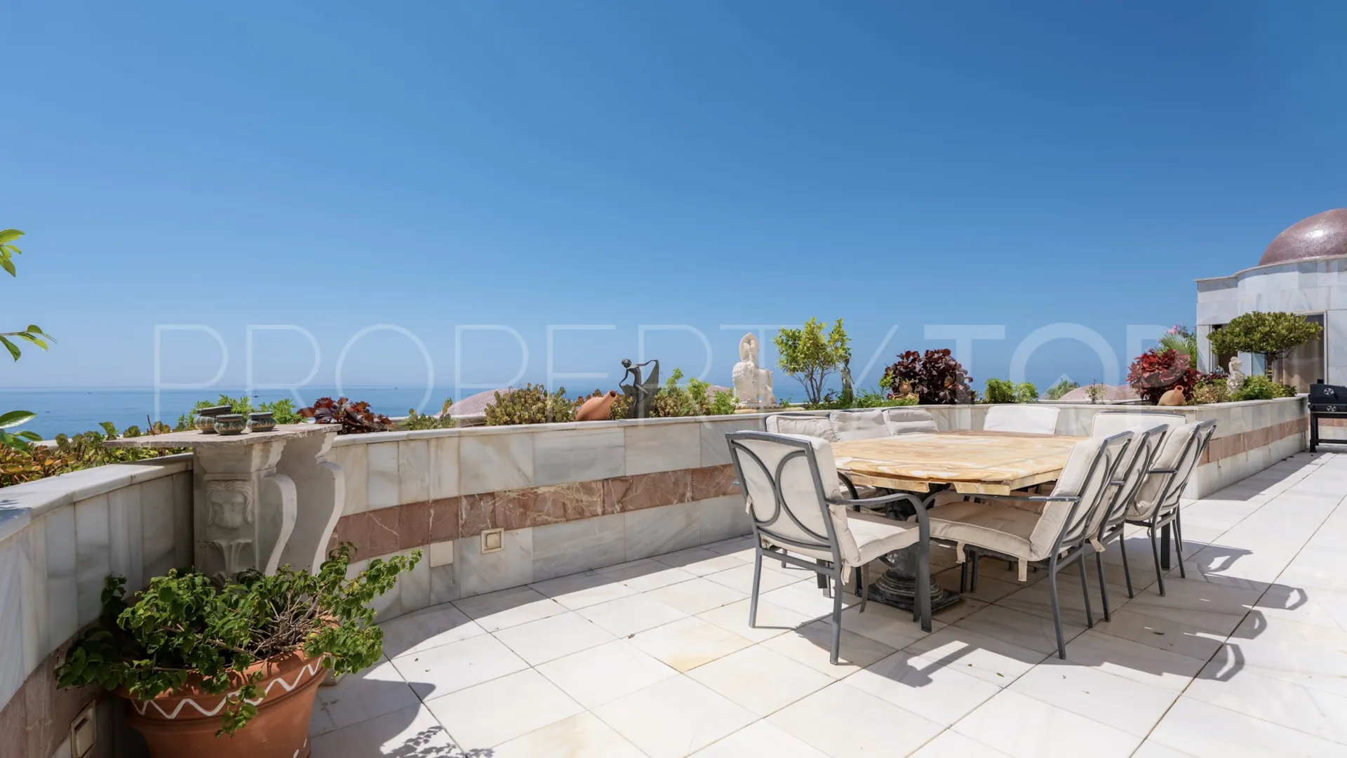 For sale 6 bedrooms duplex penthouse in Marbella - Puerto Banus
