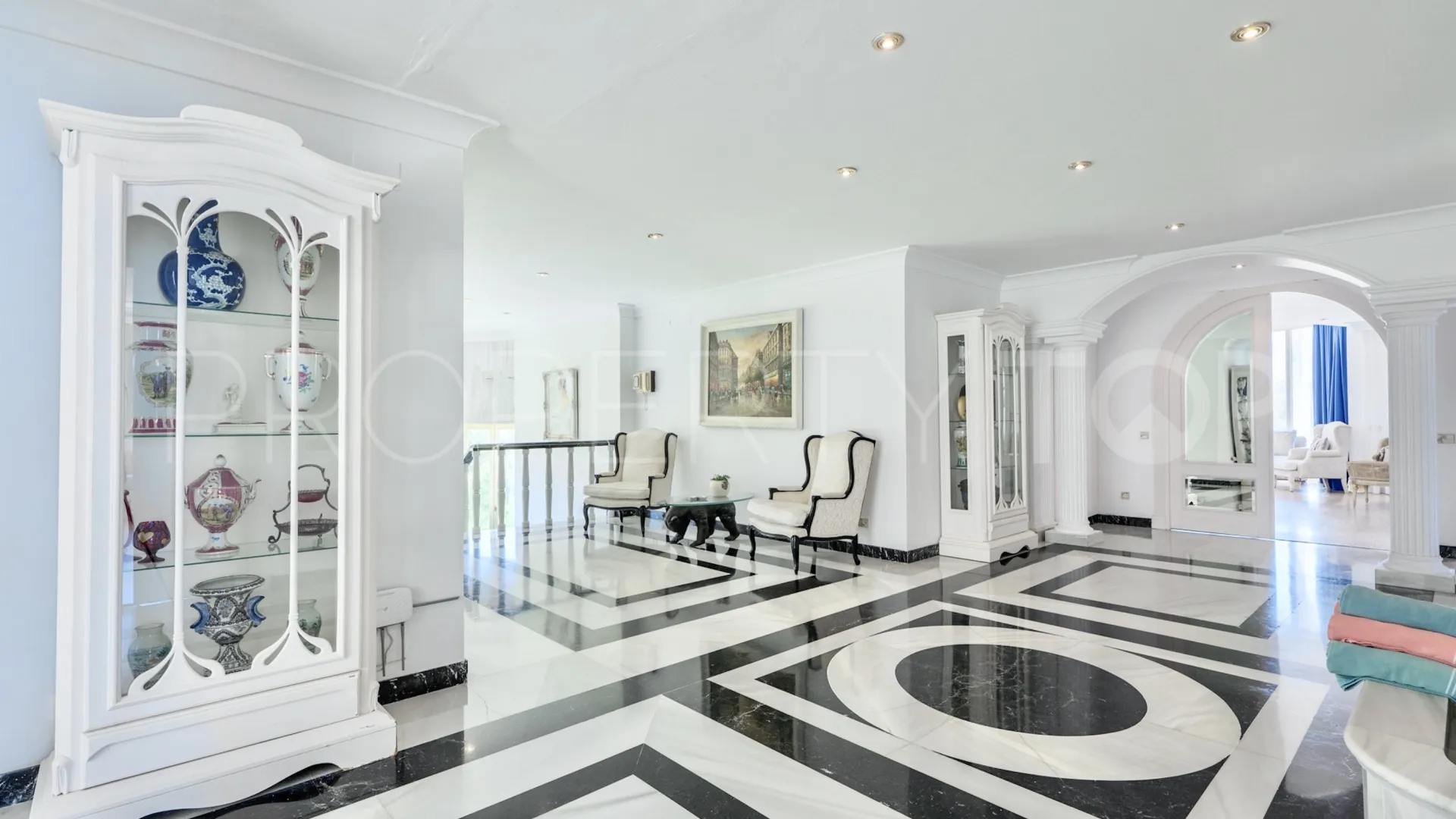 For sale 6 bedrooms duplex penthouse in Marbella - Puerto Banus