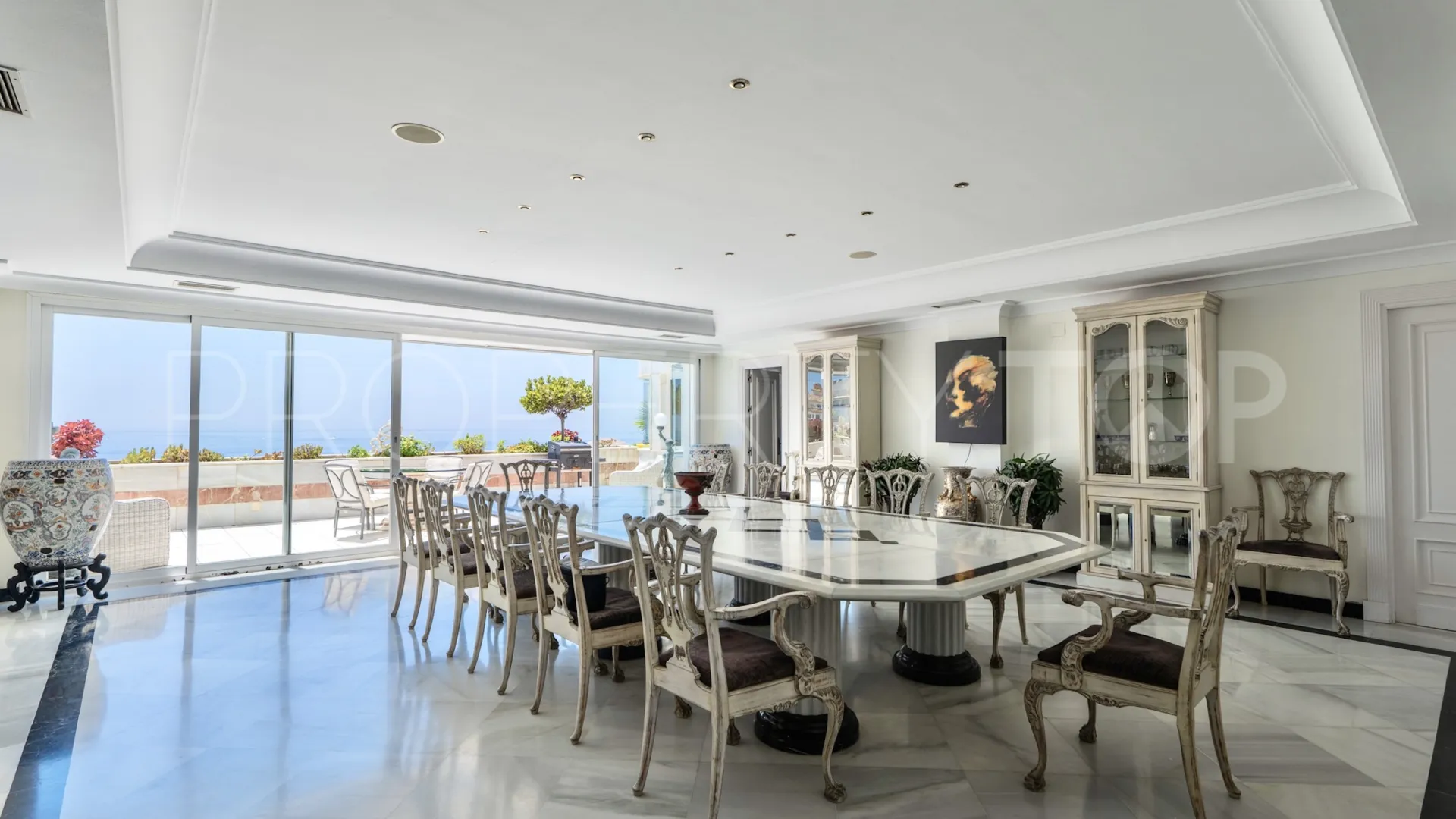 For sale 6 bedrooms duplex penthouse in Marbella - Puerto Banus