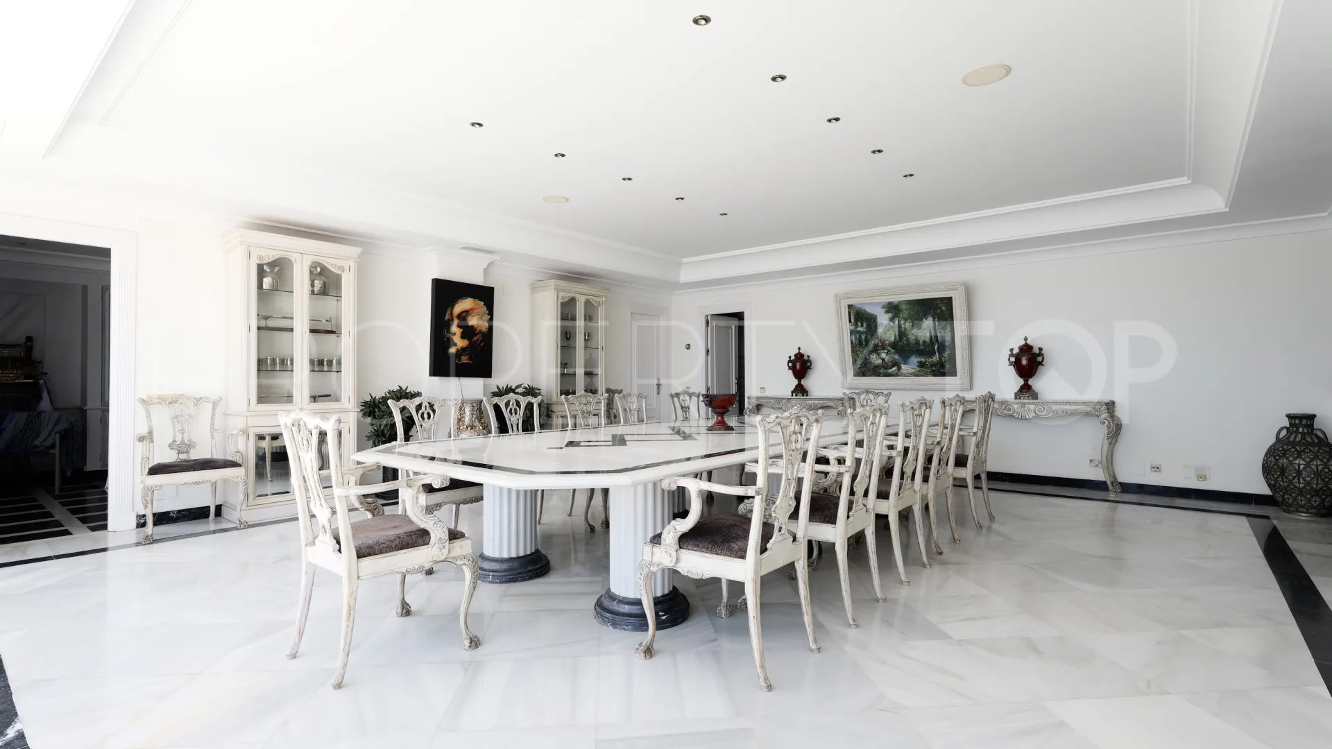 For sale 6 bedrooms duplex penthouse in Marbella - Puerto Banus