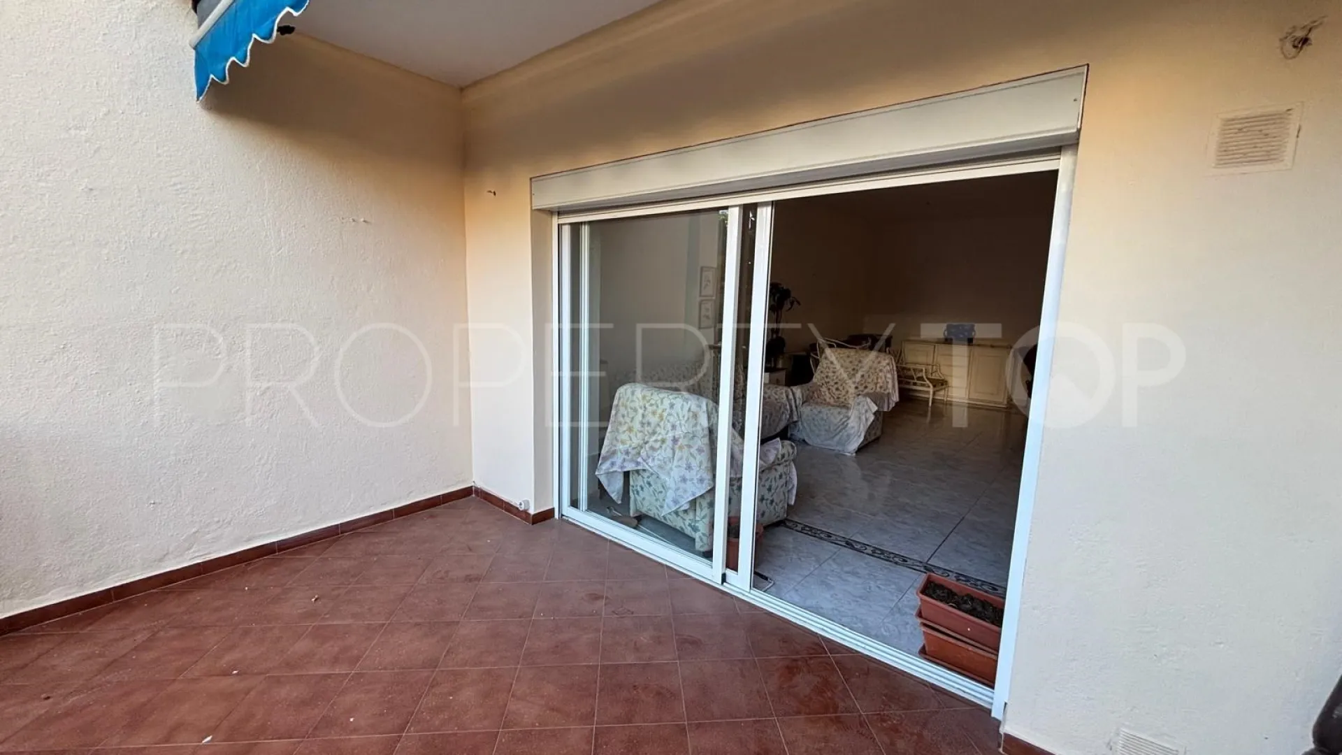 Apartamento con 3 dormitorios en venta en Nueva Andalucia