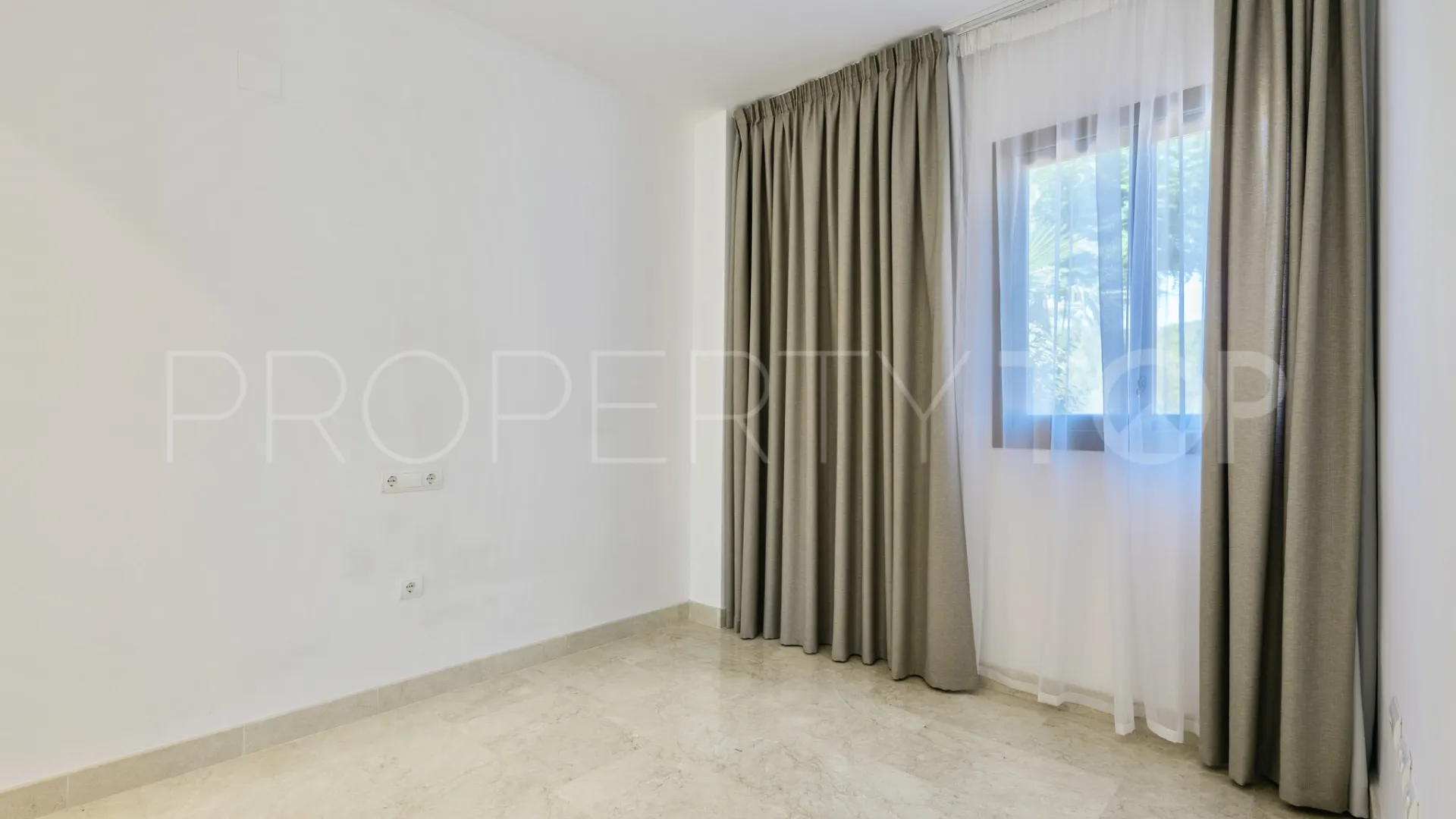 Se vende apartamento planta baja en Hacienda del Señorio de Cifuentes