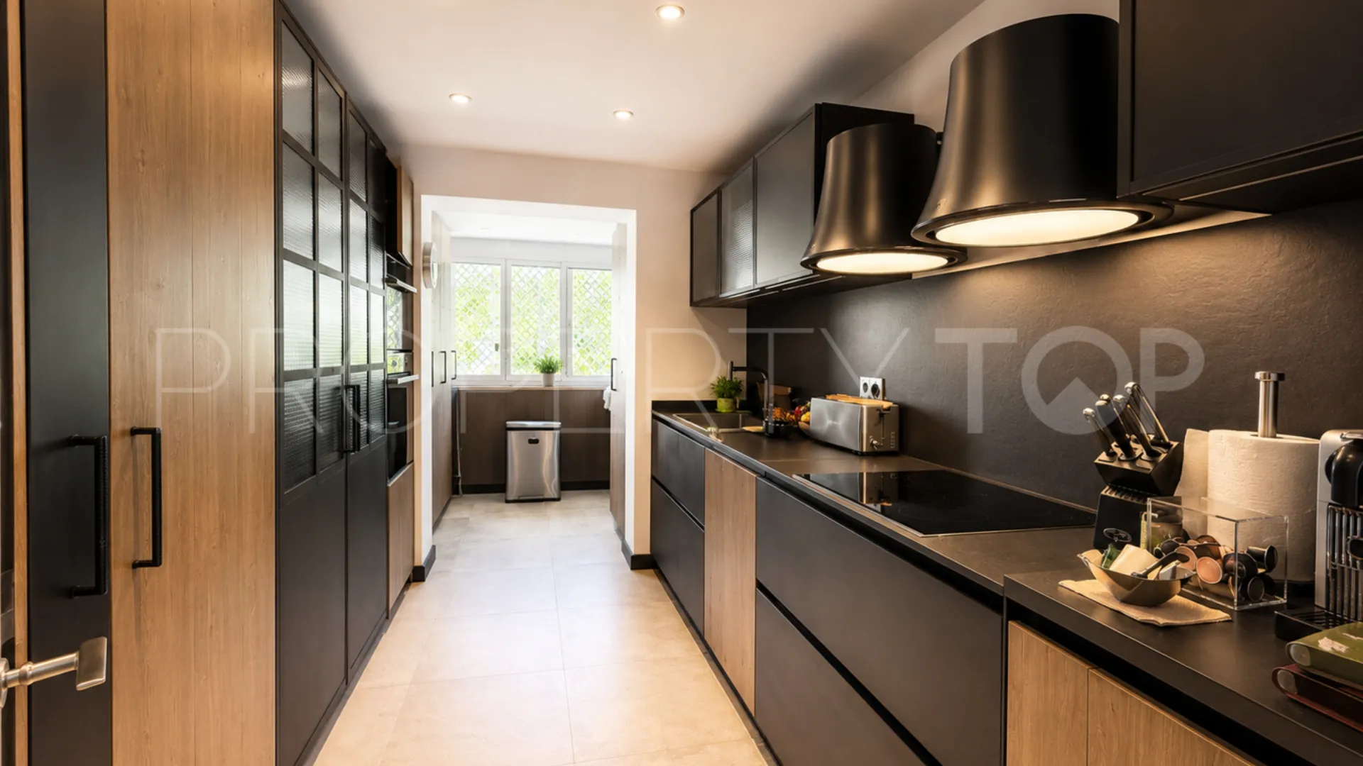 For sale Marbella - Puerto Banus 3 bedrooms ground floor apartment