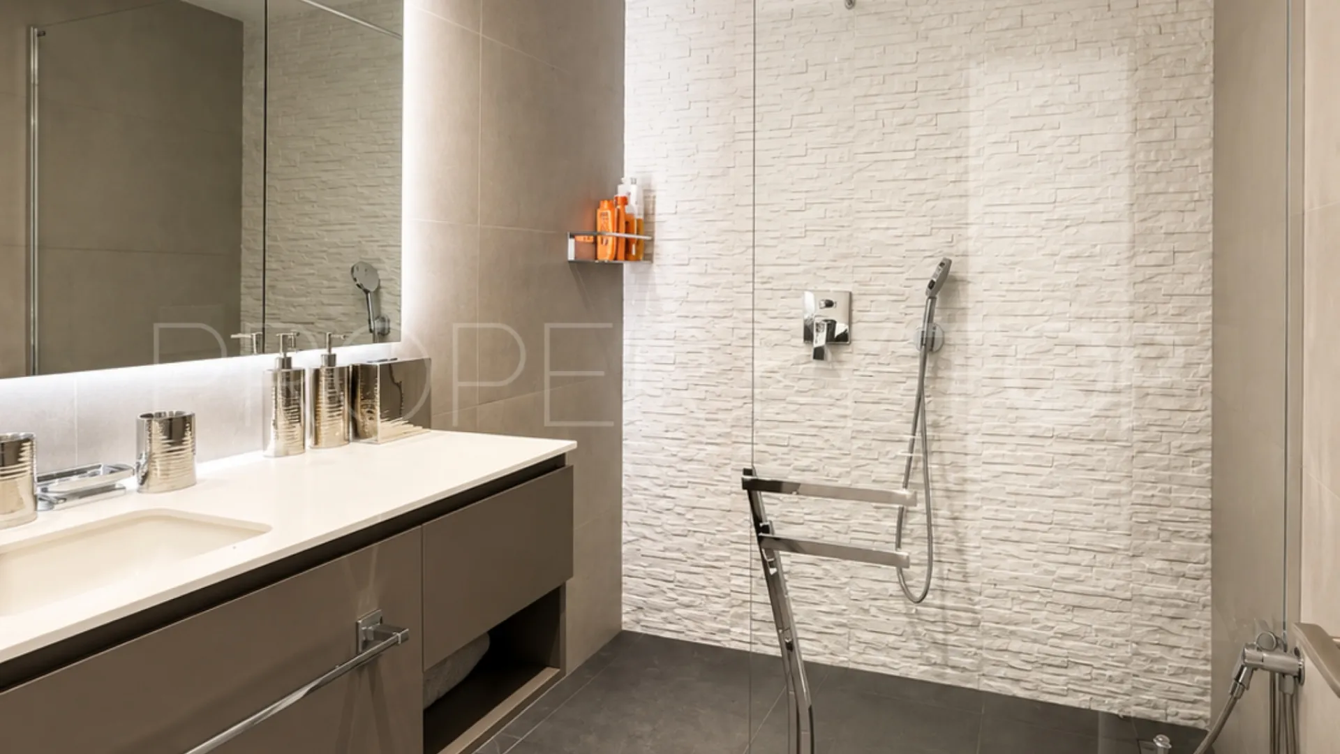For sale Marbella - Puerto Banus 3 bedrooms ground floor apartment