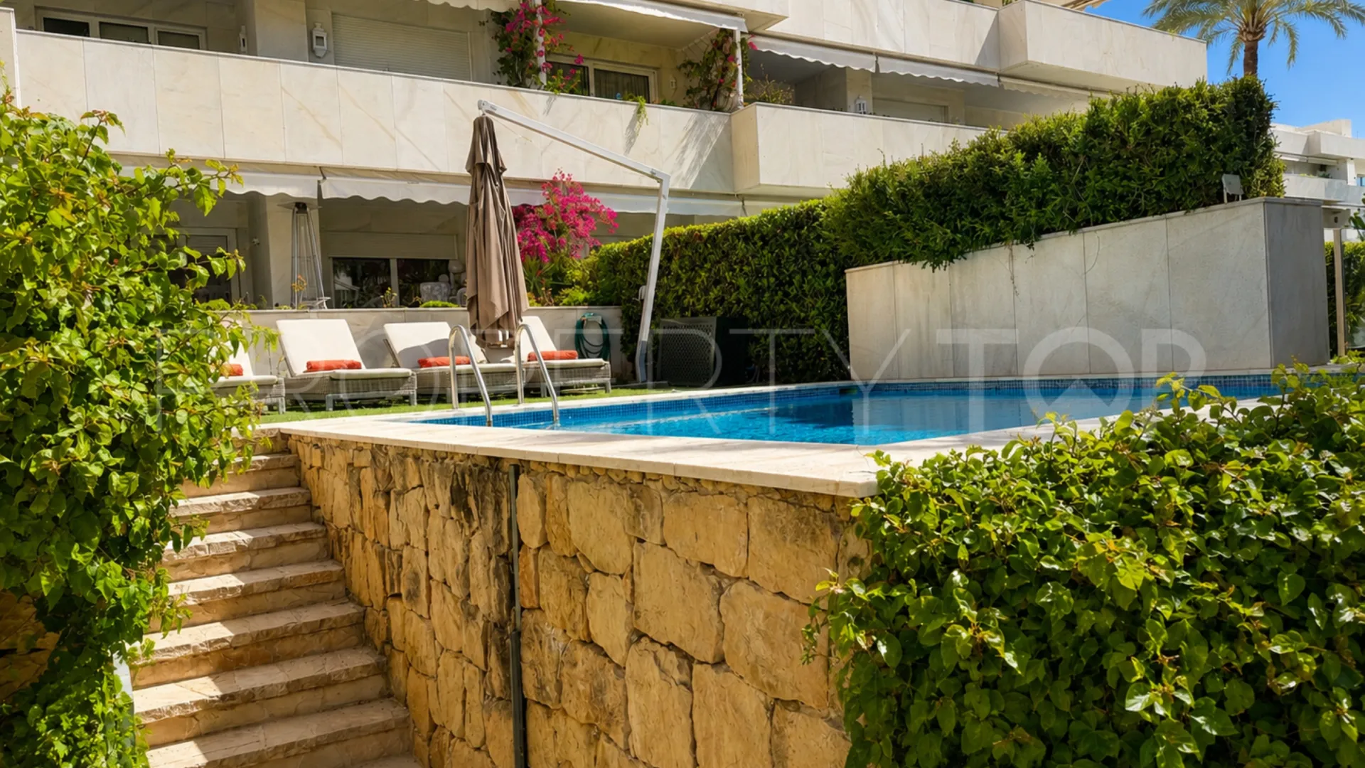 For sale Marbella - Puerto Banus 3 bedrooms ground floor apartment