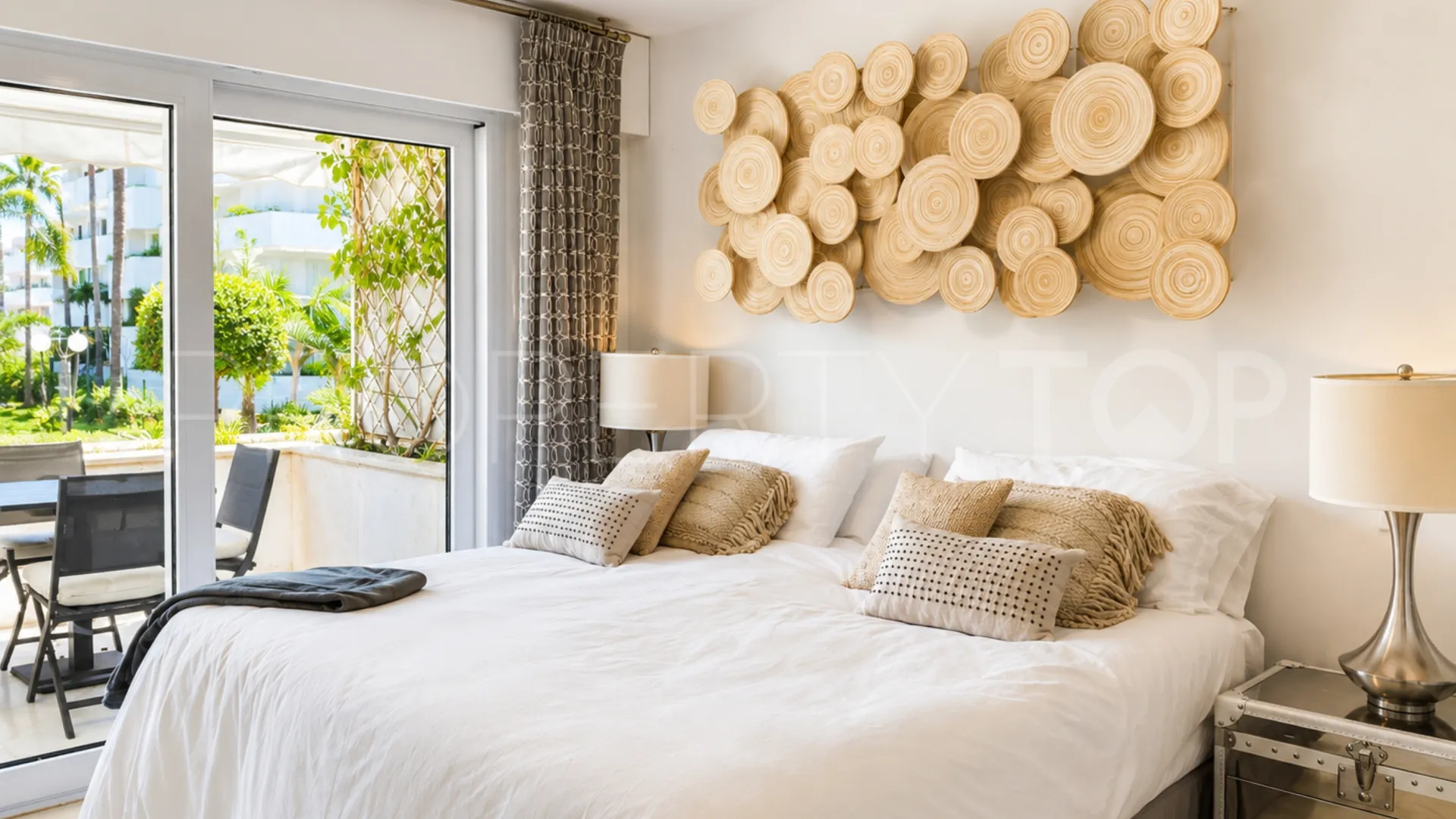 For sale Marbella - Puerto Banus 3 bedrooms ground floor apartment
