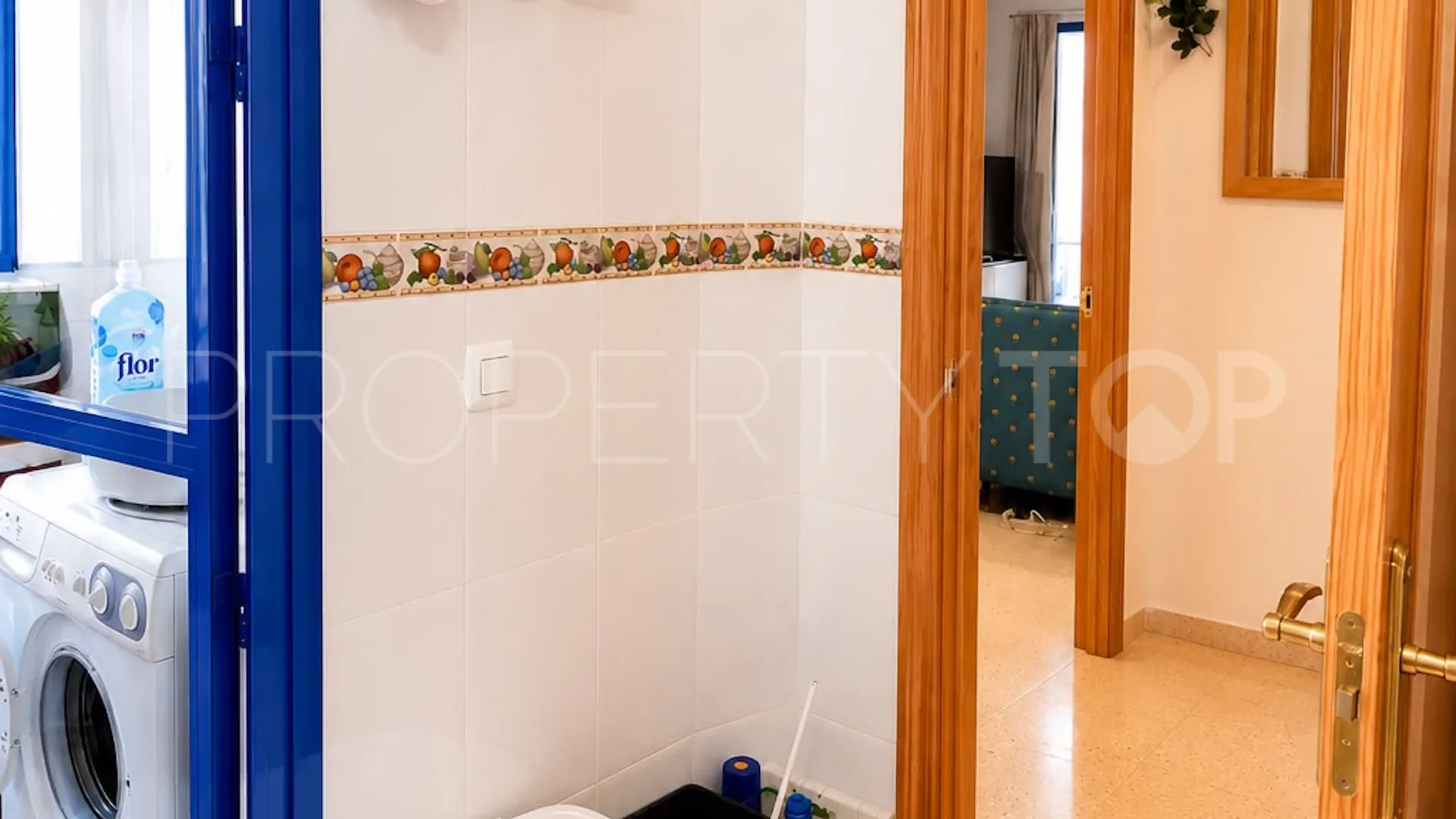 Buy apartment with 2 bedrooms in Las Lagunas