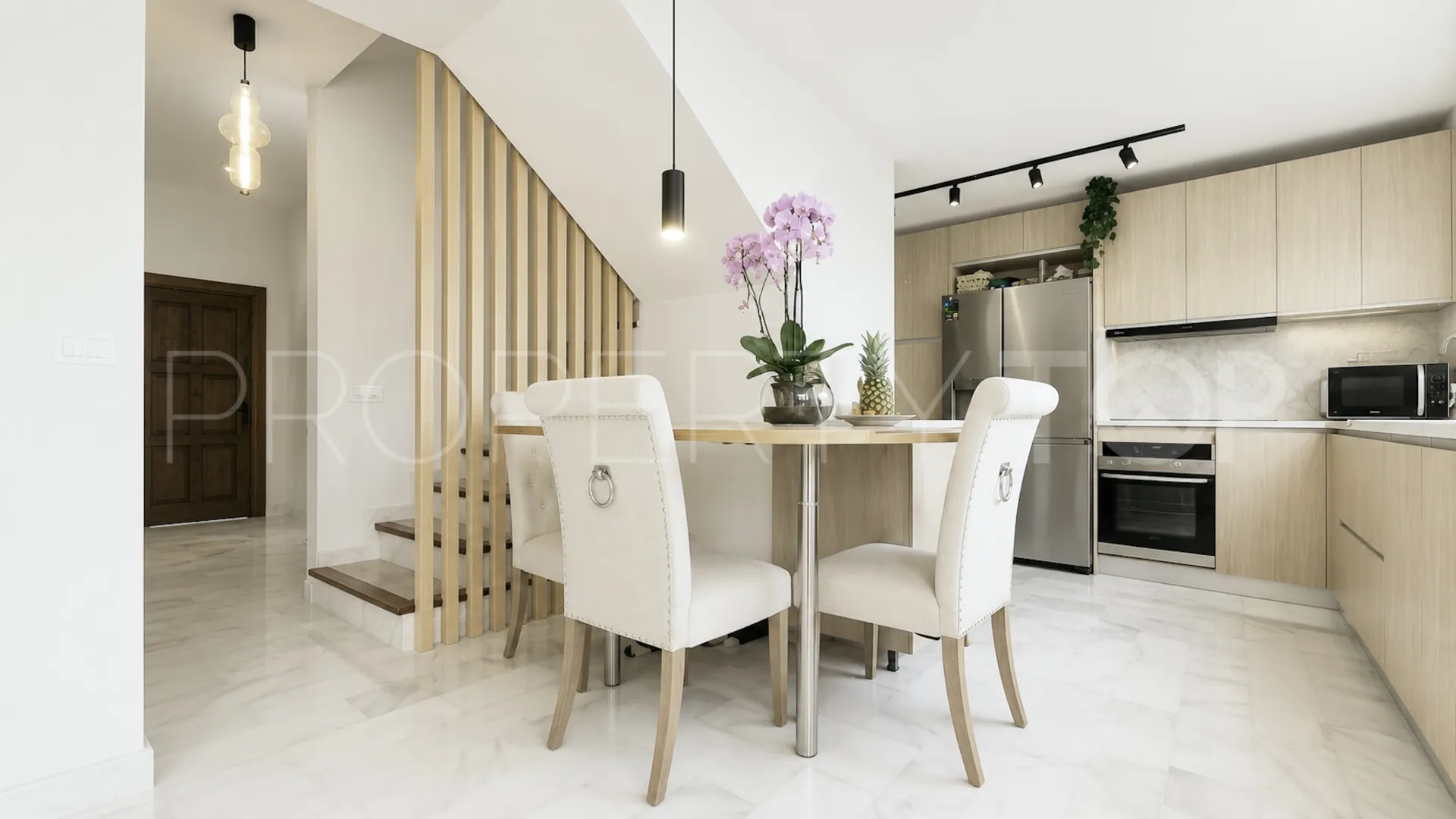 Town house for sale in Cancelada