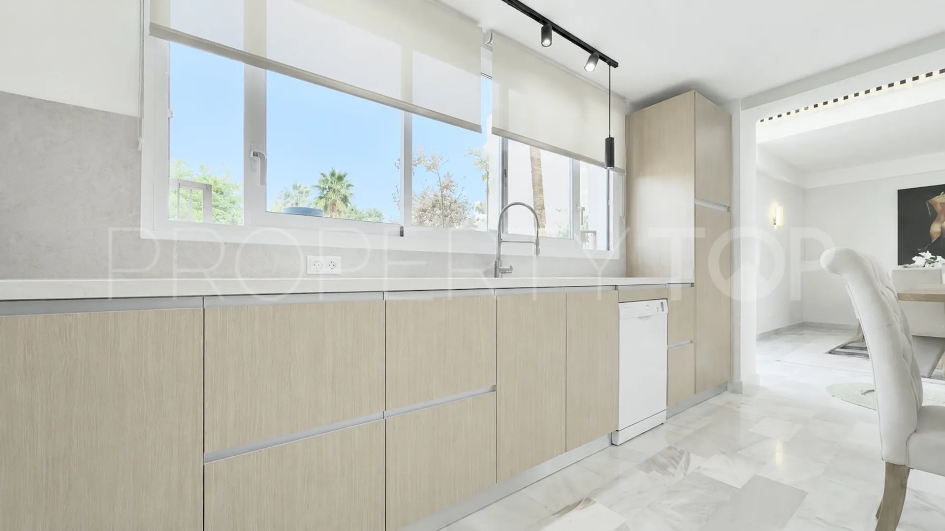 Town house for sale in Cancelada