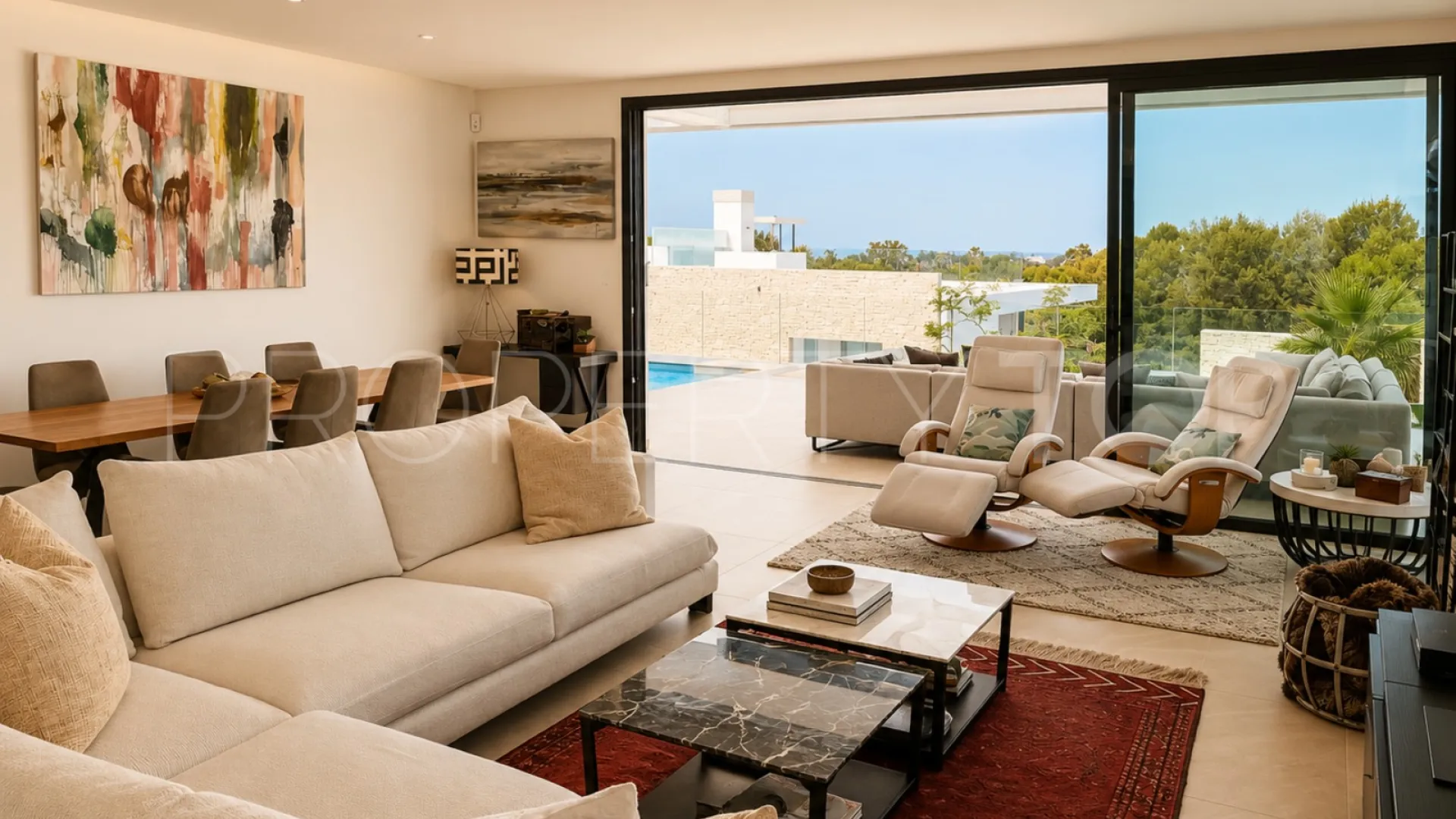 Apartamento planta baja en venta en Marbella Este