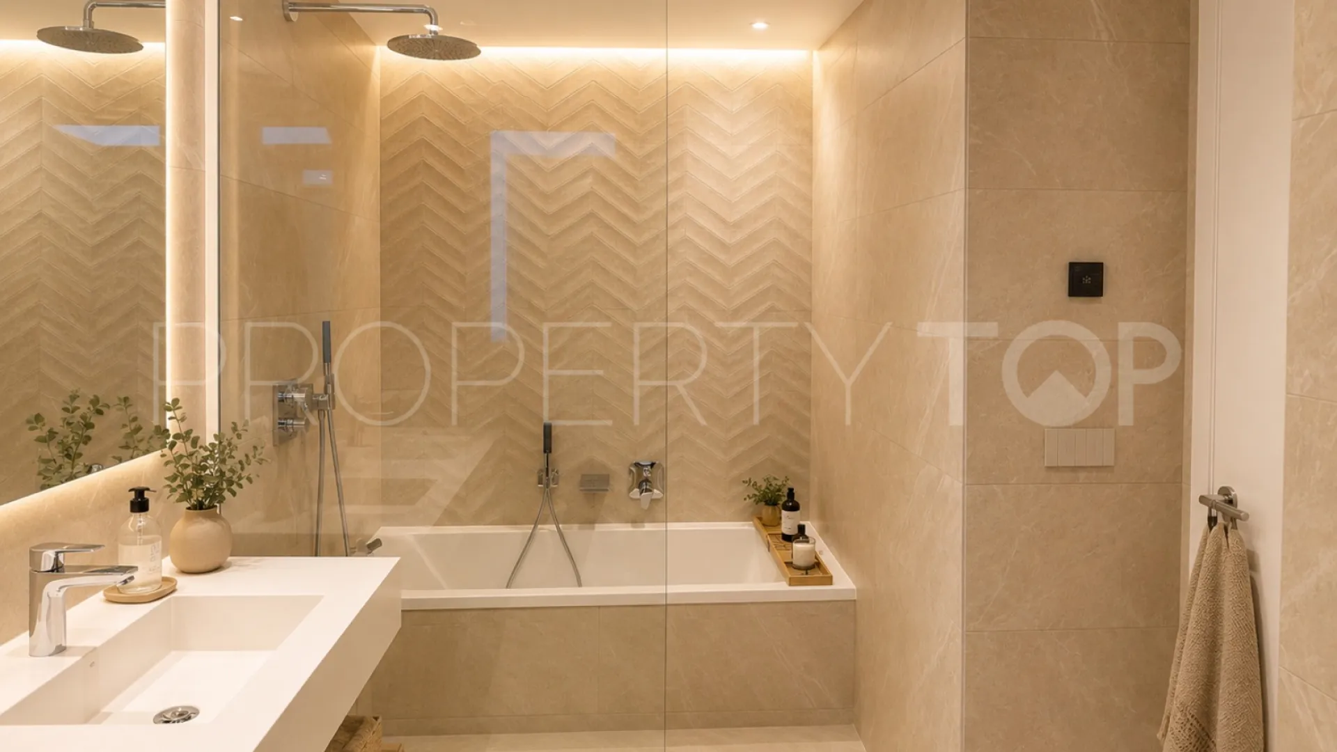 Apartamento planta baja en venta en Marbella Este