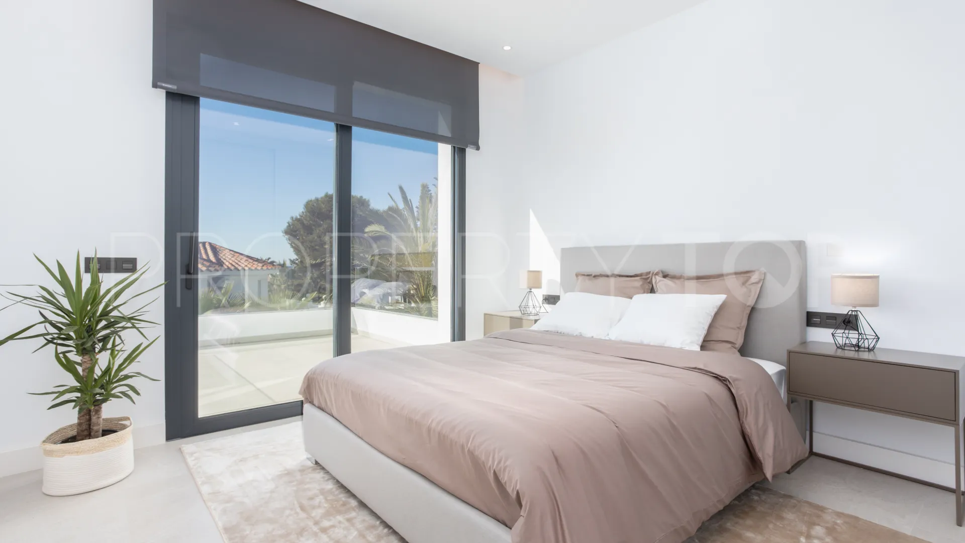 5 bedrooms house for sale in Marbesa