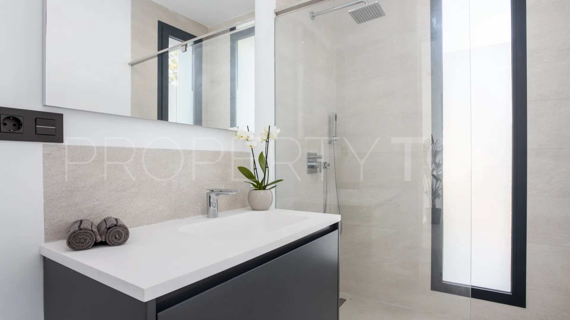 5 bedrooms house for sale in Marbesa