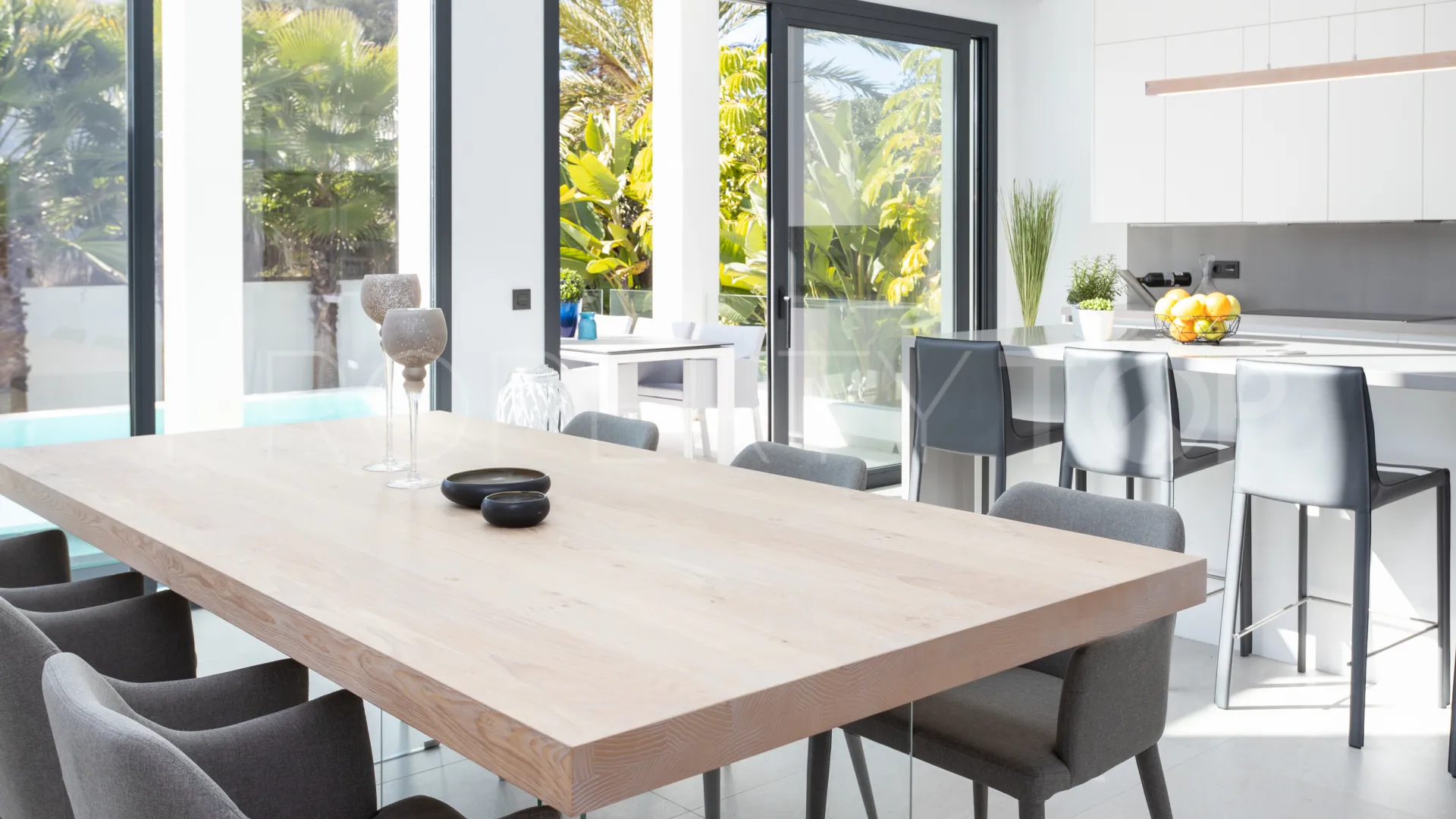 5 bedrooms house for sale in Marbesa