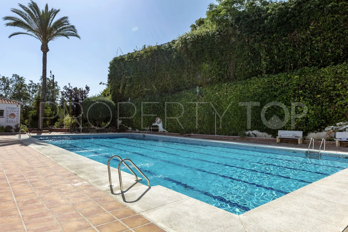 3 bedrooms Nueva Andalucia ground floor apartment for sale