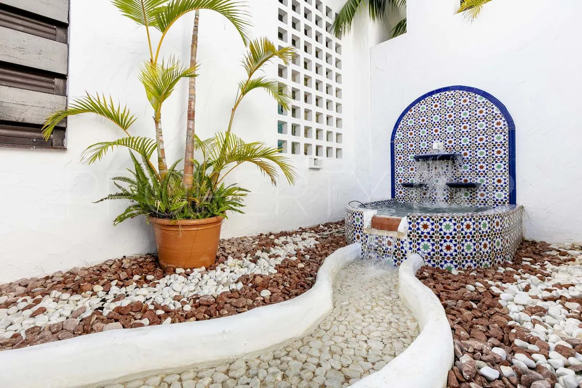 3 bedrooms Nueva Andalucia ground floor apartment for sale