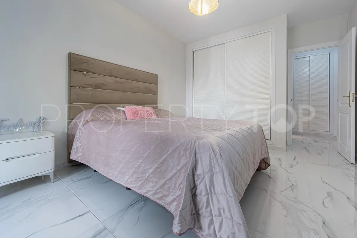 3 bedrooms Nueva Andalucia ground floor apartment for sale