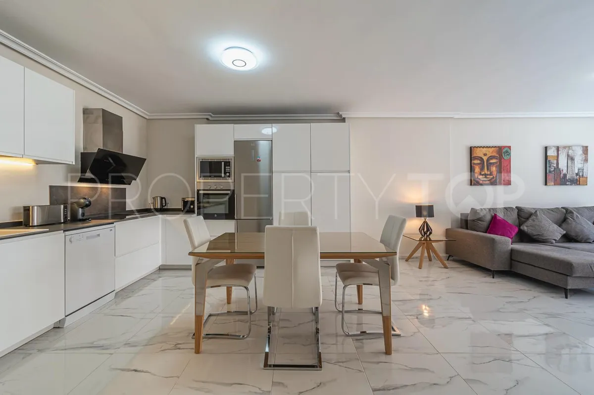 3 bedrooms Nueva Andalucia ground floor apartment for sale