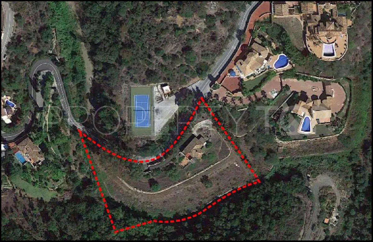 Villa en venta de 2 dormitorios en Benahavis