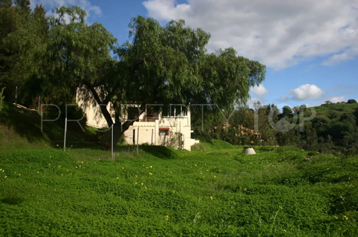 Villa en venta de 2 dormitorios en Benahavis