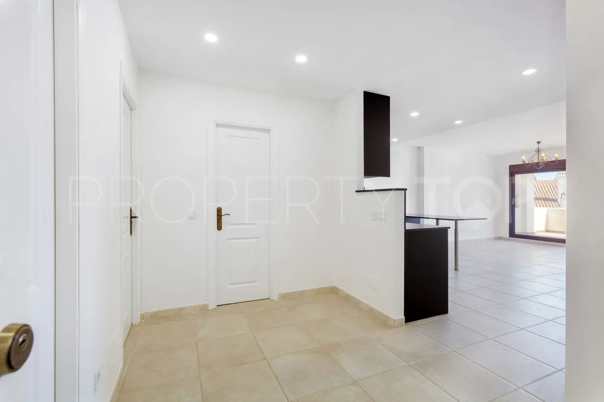 3 bedrooms apartment for sale in Nueva Andalucia