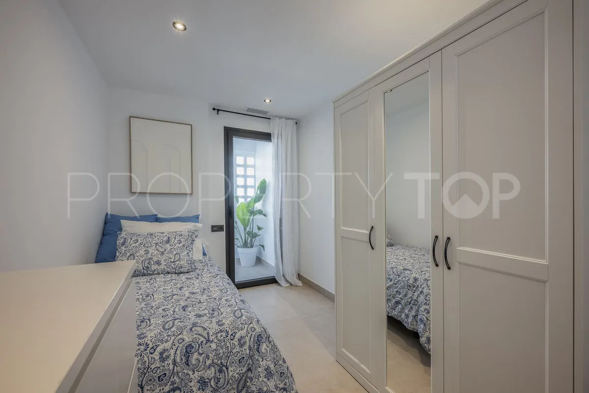 Apartamento en venta en Nueva Andalucia con 3 dormitorios