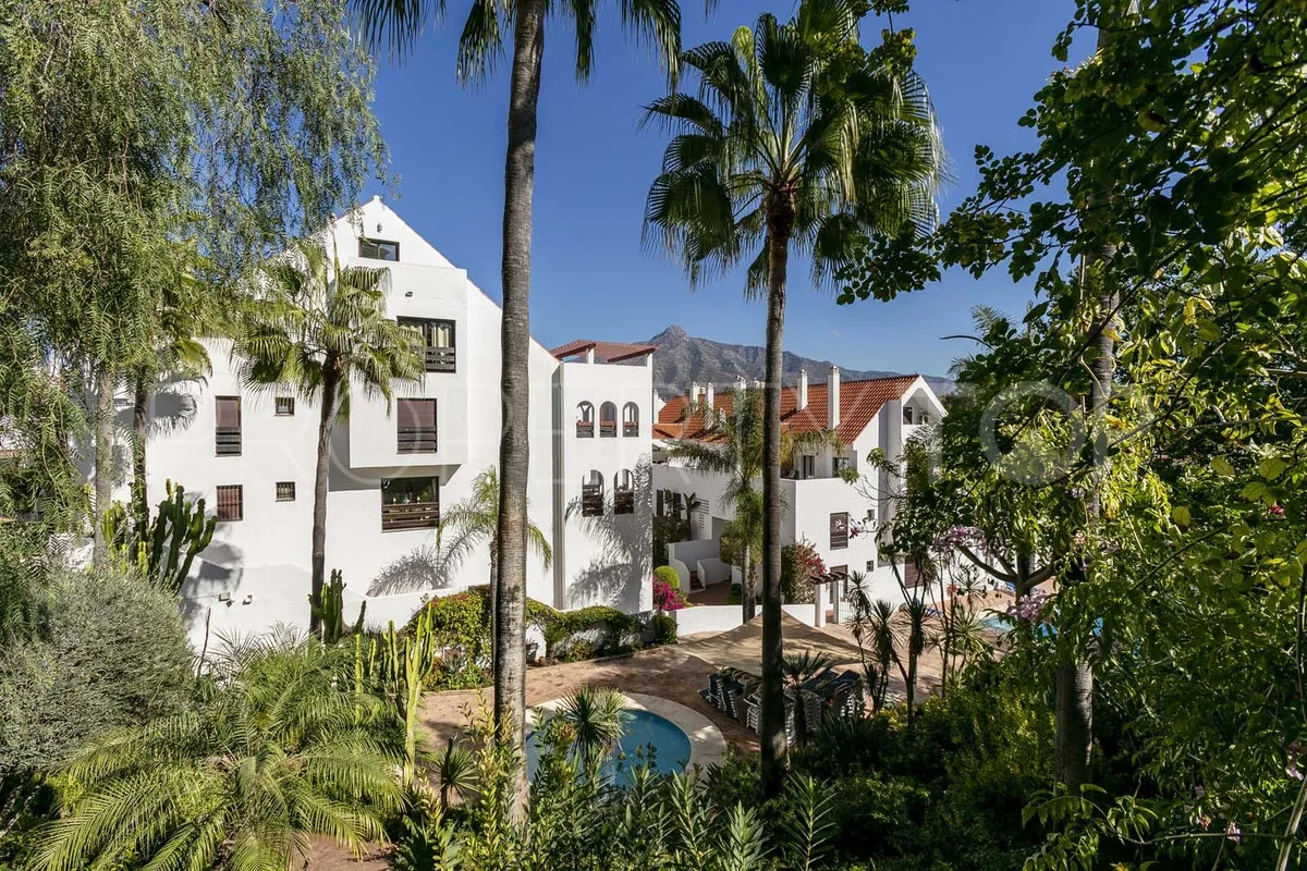 Nueva Andalucia ground floor apartment for sale