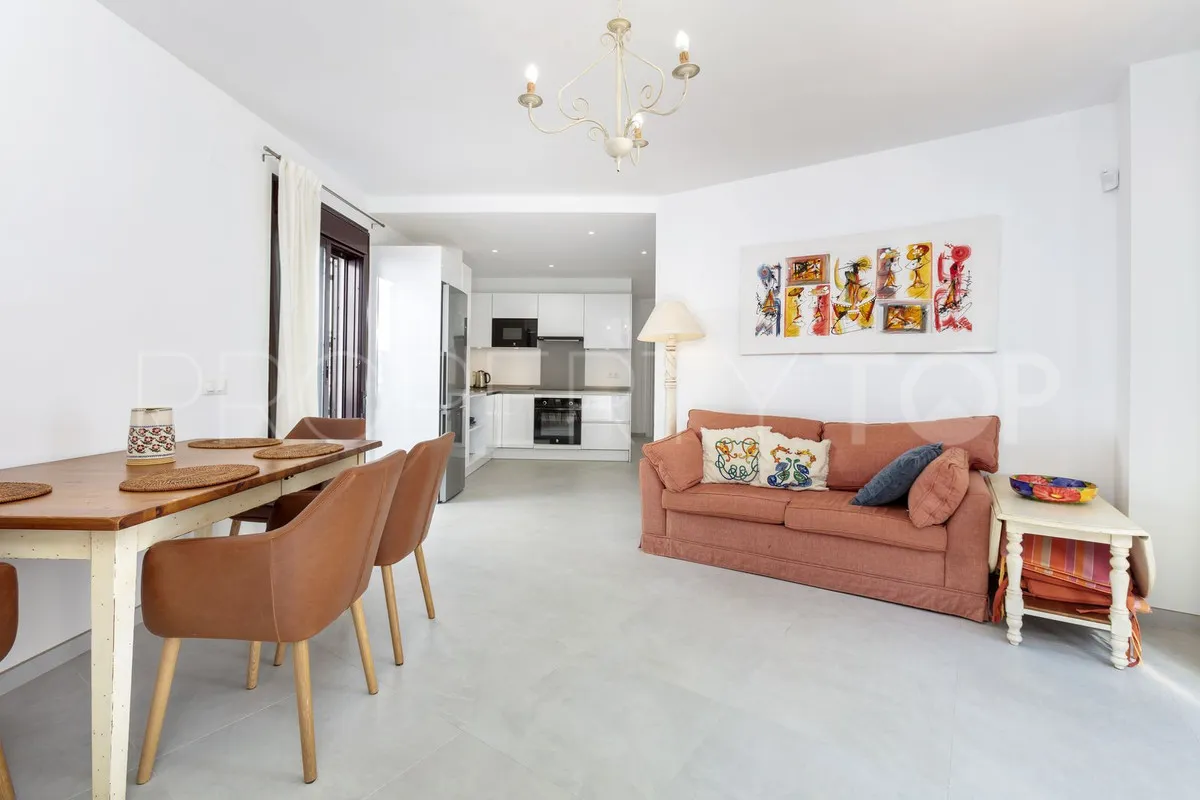 Nueva Andalucia ground floor apartment for sale