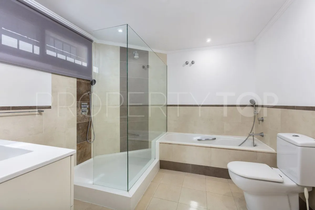 2 bedrooms ground floor apartment for sale in Nueva Andalucia