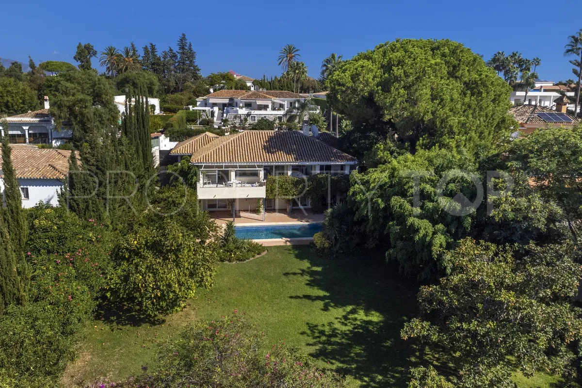 Guadalmina Alta 4 bedrooms villa for sale