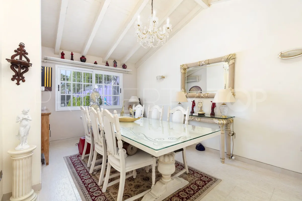 Villa con 4 dormitorios en venta en Atalaya