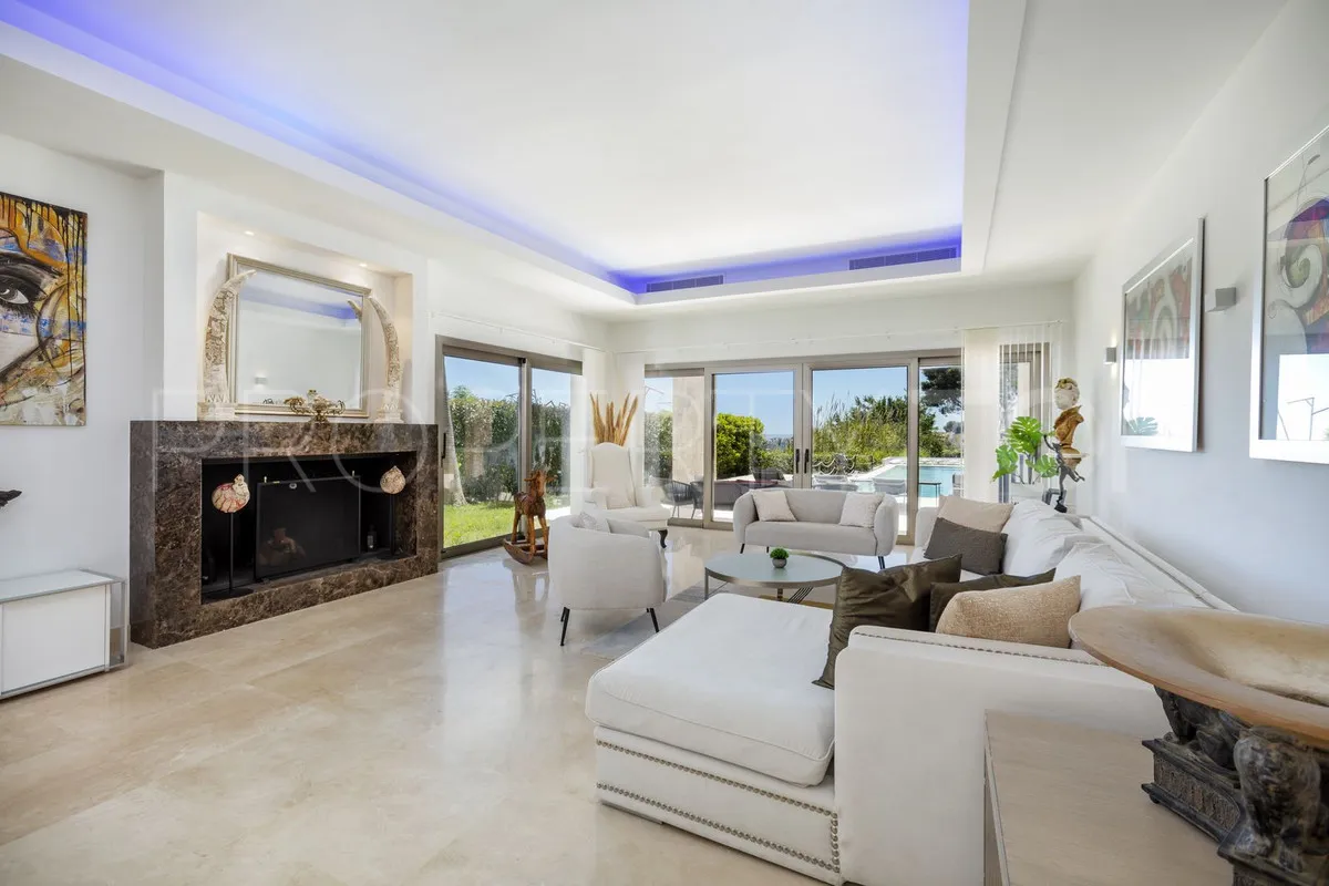 For sale El Paraiso 5 bedrooms villa