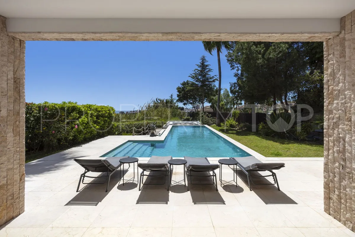 For sale El Paraiso 5 bedrooms villa
