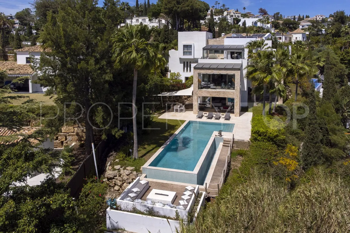 For sale El Paraiso 5 bedrooms villa