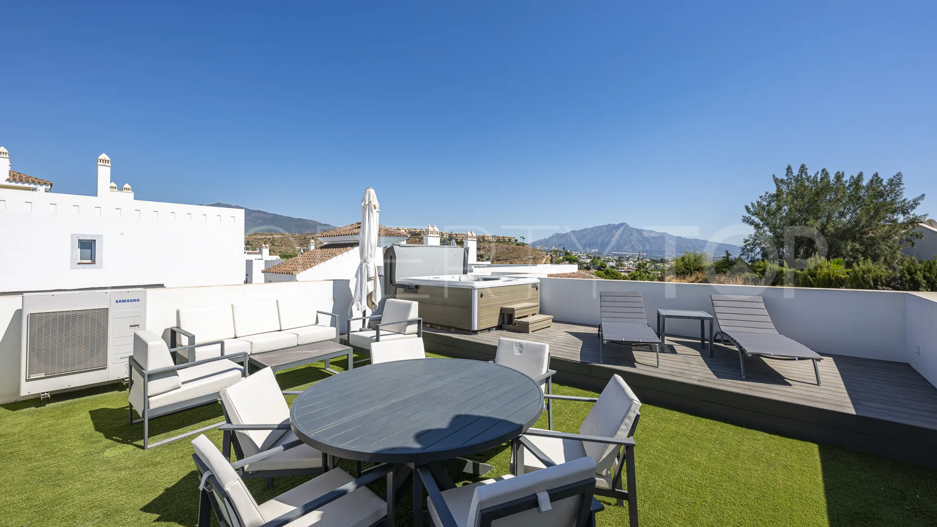 For sale Paraiso Pueblo penthouse