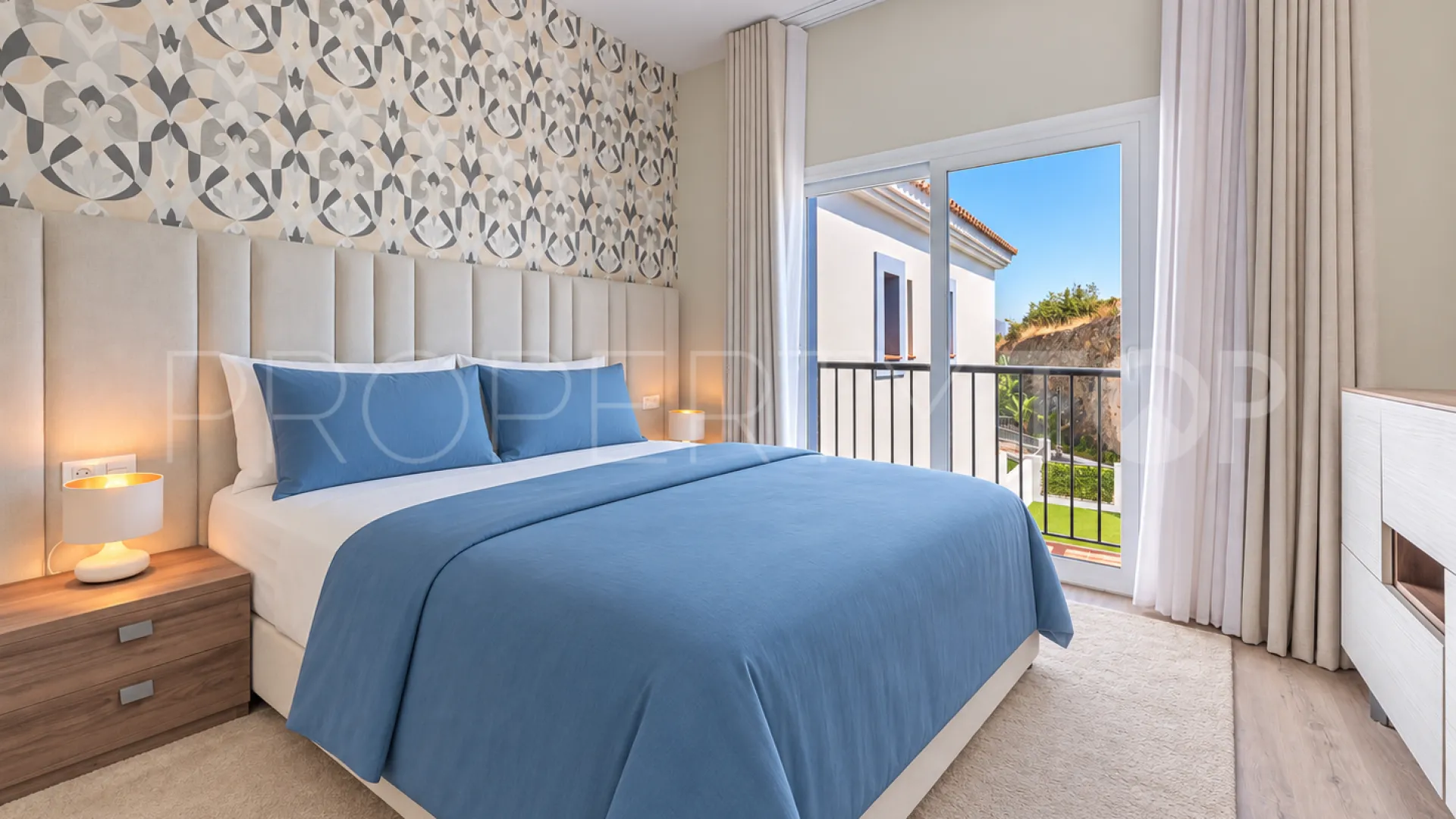 For sale Paraiso Pueblo penthouse