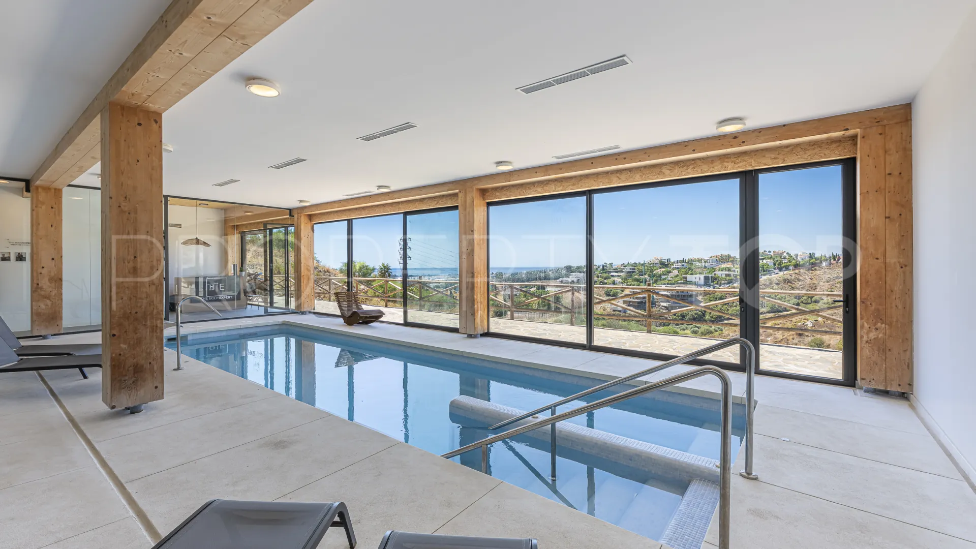 For sale Paraiso Pueblo penthouse