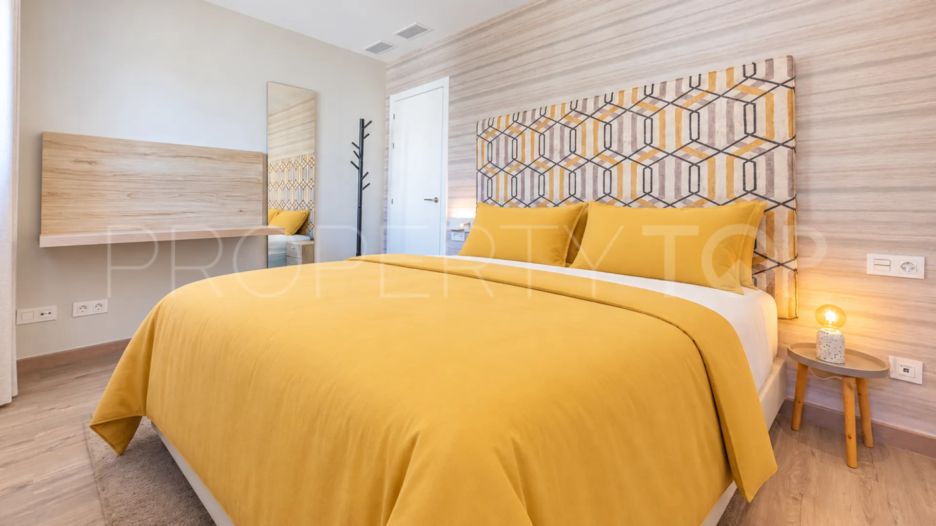 For sale Paraiso Pueblo penthouse