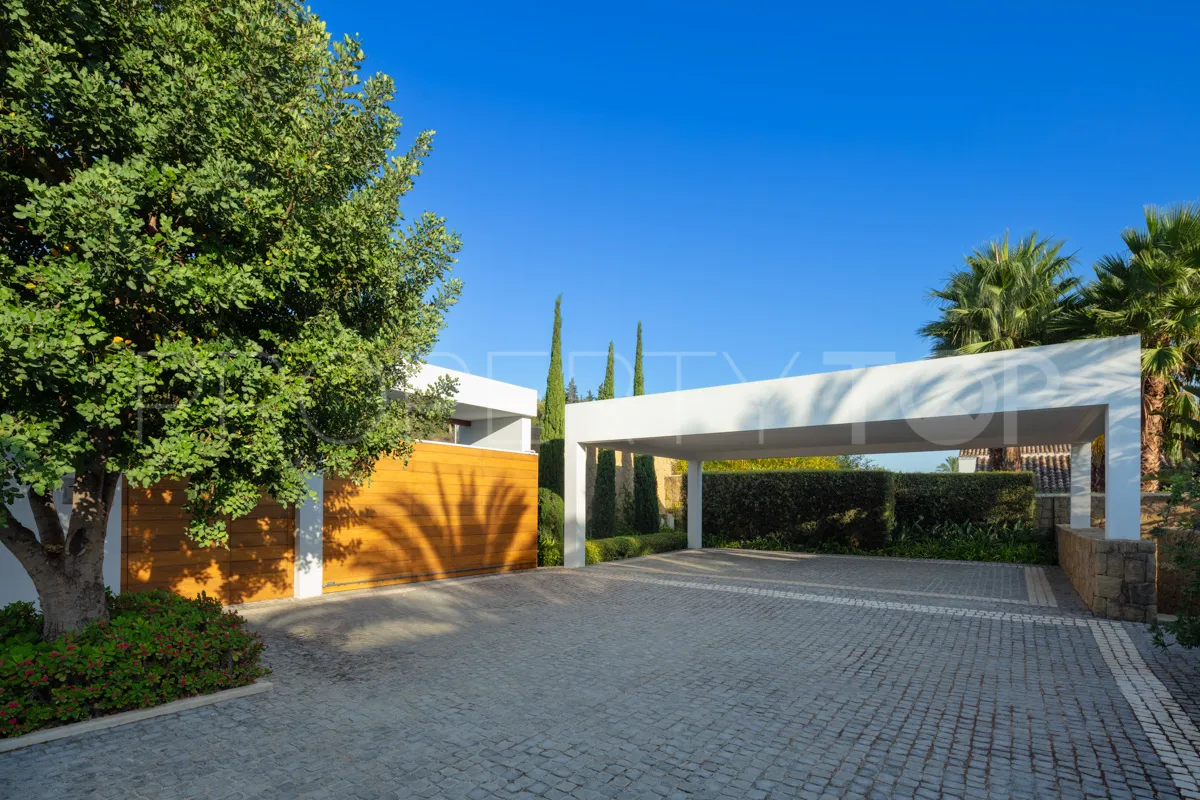 Villa en venta con 5 dormitorios en Finca Cortesin