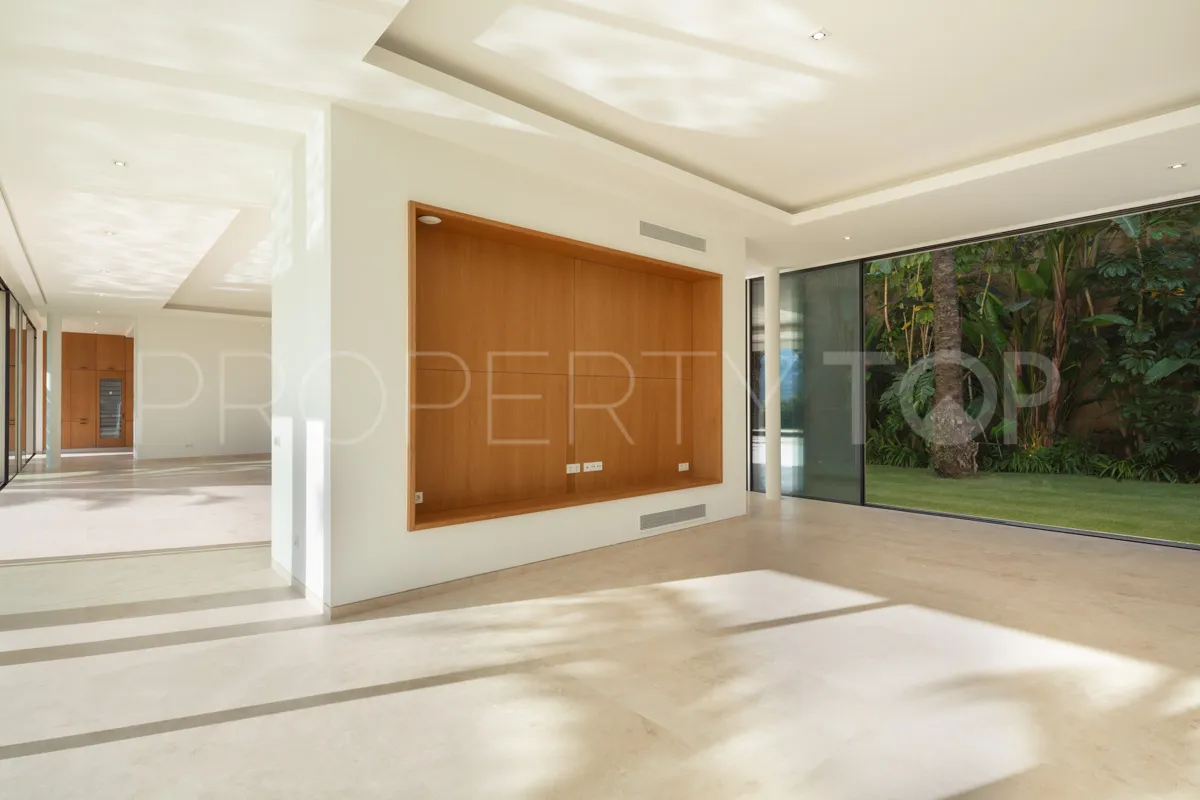 Villa en venta con 5 dormitorios en Finca Cortesin