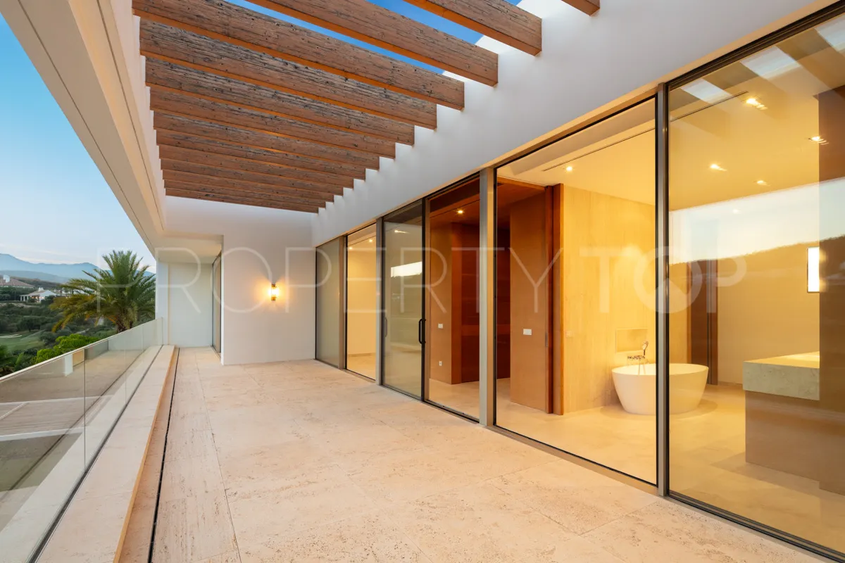 Villa en venta con 5 dormitorios en Finca Cortesin