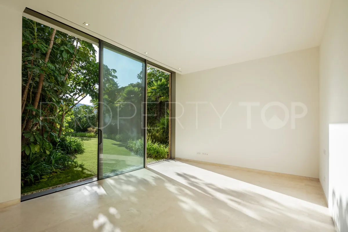 Villa en venta con 5 dormitorios en Finca Cortesin
