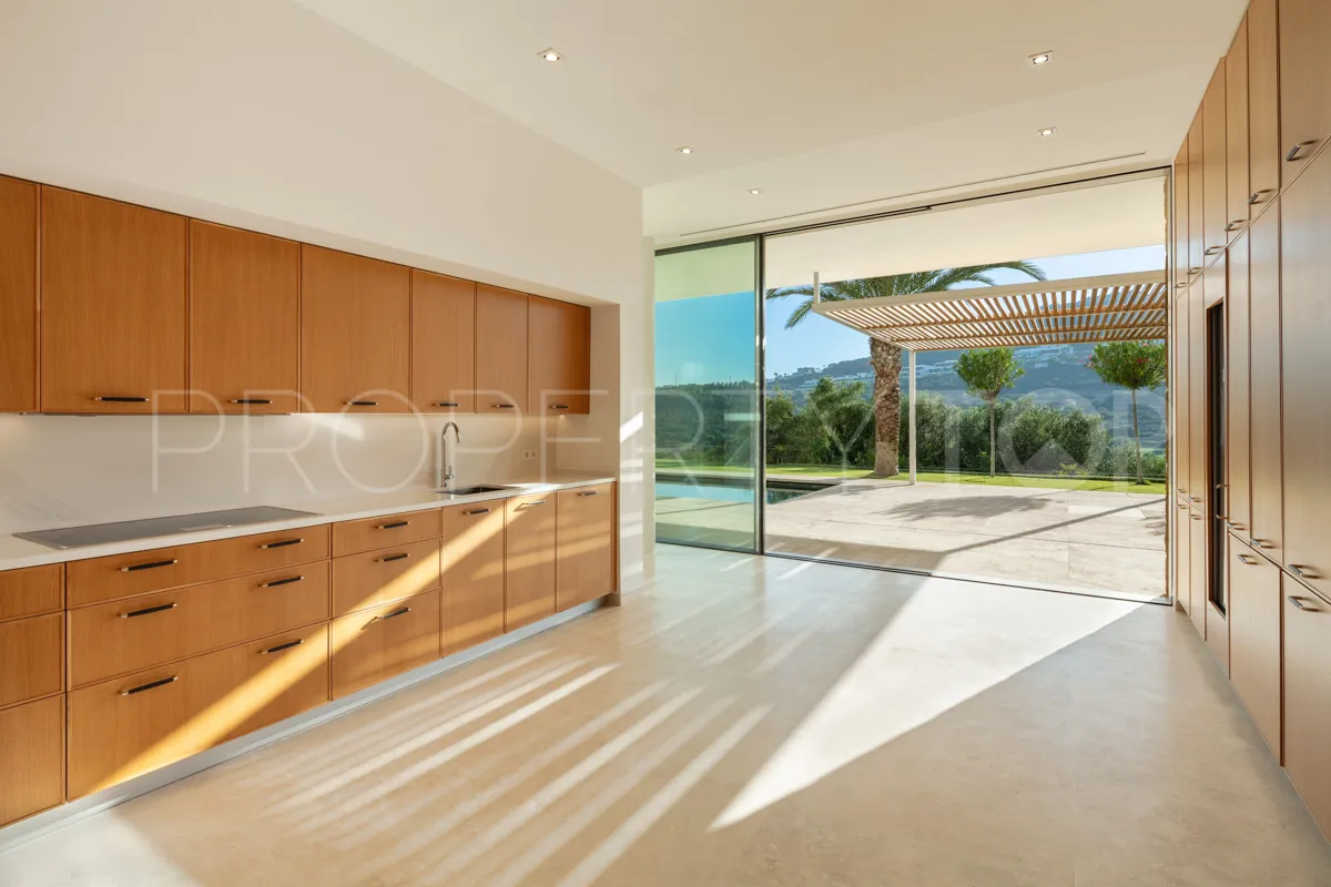 Villa en venta con 5 dormitorios en Finca Cortesin