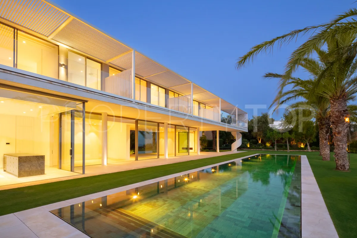 Comprar villa de 5 dormitorios en Finca Cortesin