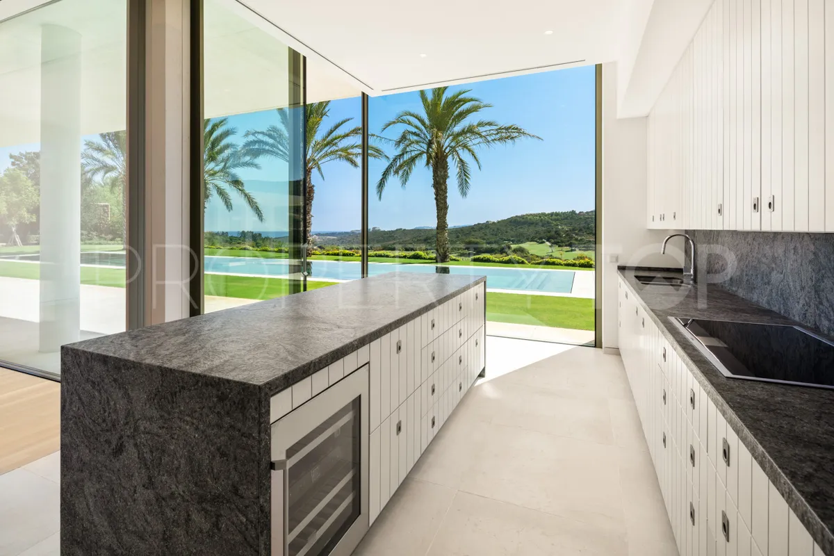 Comprar villa de 5 dormitorios en Finca Cortesin